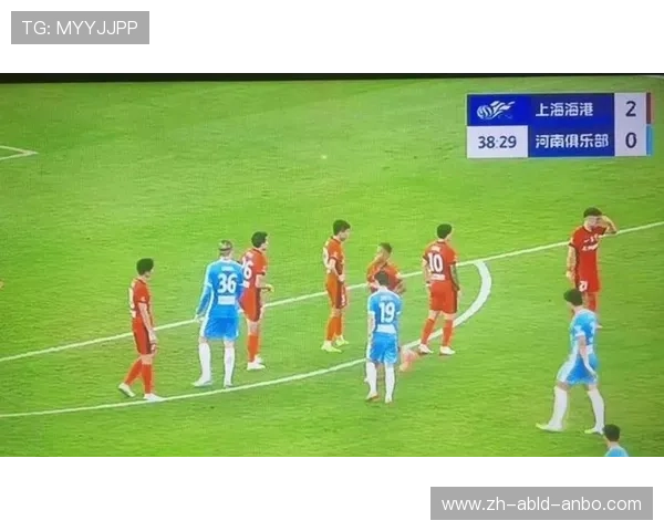 足球混合采访区安排是否符合比赛媒体发布及运动员隐私的双重要求